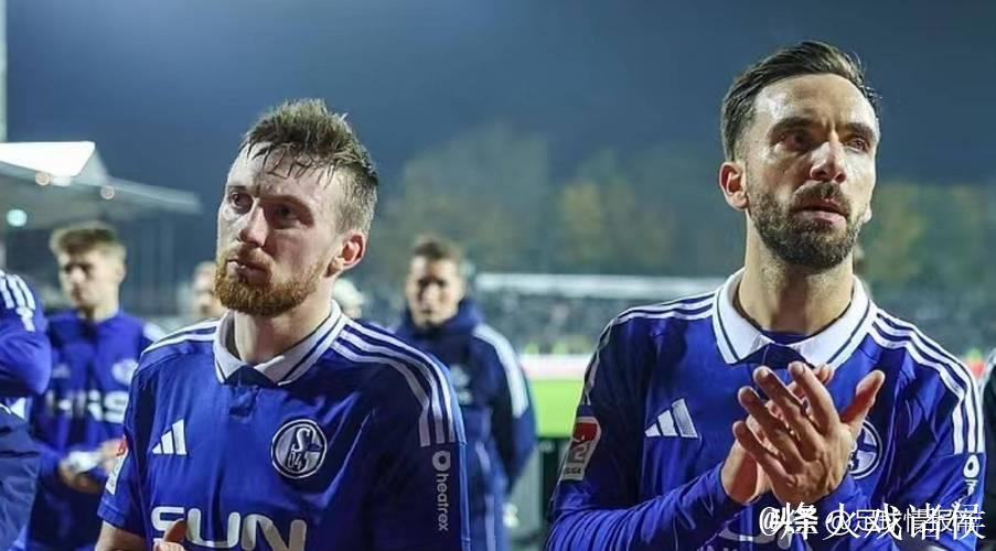 沙尔克锁定德乙半程冠军,重返德甲前景光明 沙尔克锁定德乙半程冠军,重返德甲前景光明