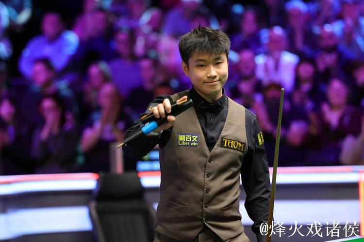 斯诺克英国公开赛:赵心童2-4不敌希金斯,无缘16强 斯诺克英国公开赛:赵心童2-4不敌希金斯,无缘16强